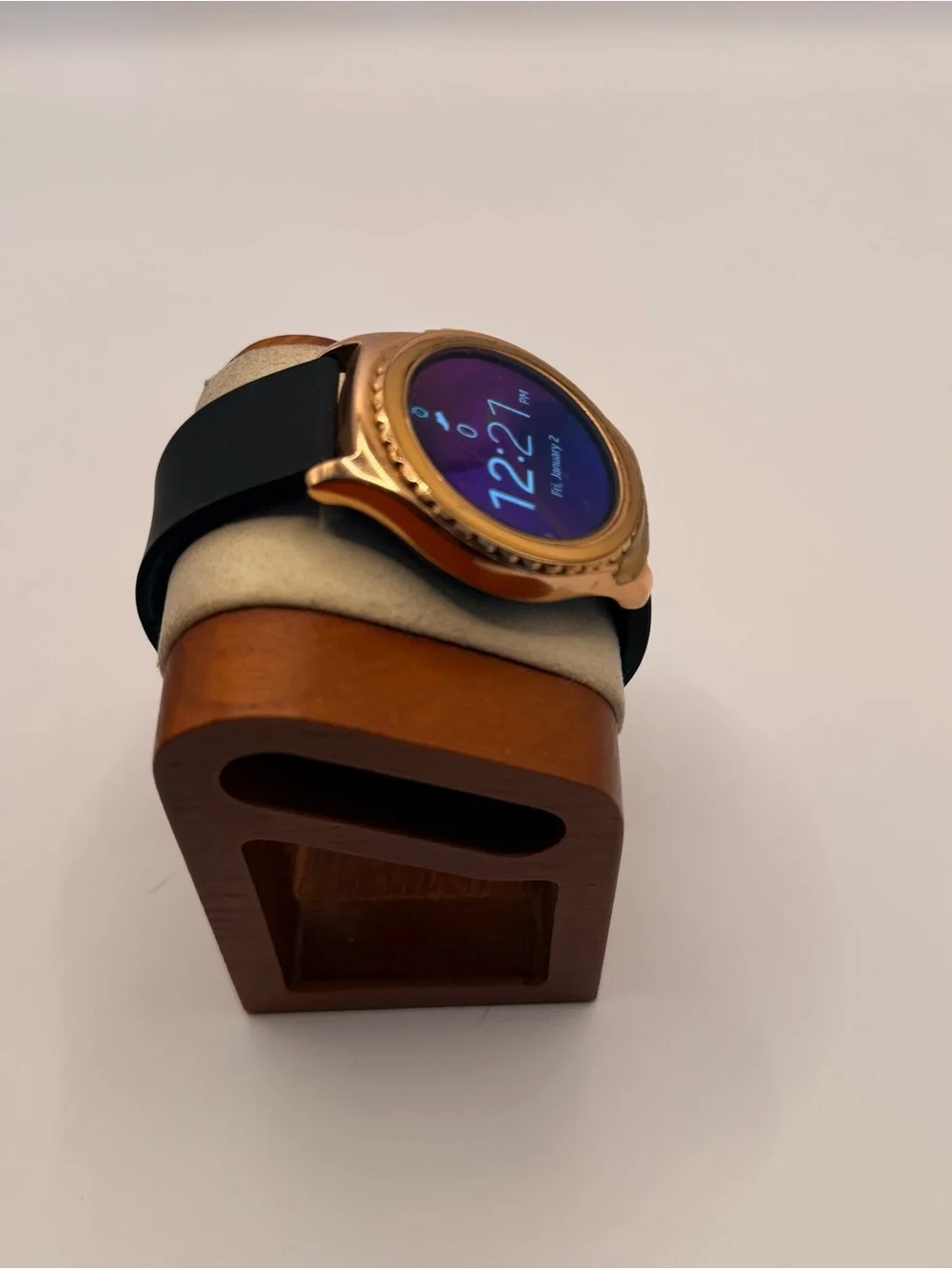 Samsung Galaxy Gear‎ S2 Classic, Tested, Charger Included, Gold Case